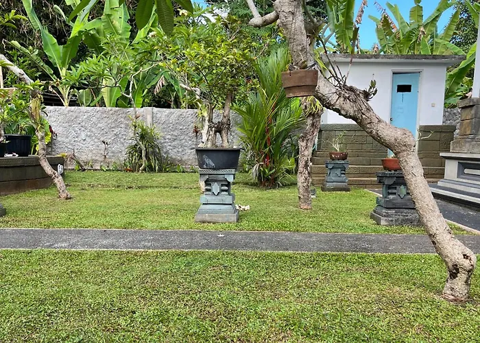 Karma Luwih House *